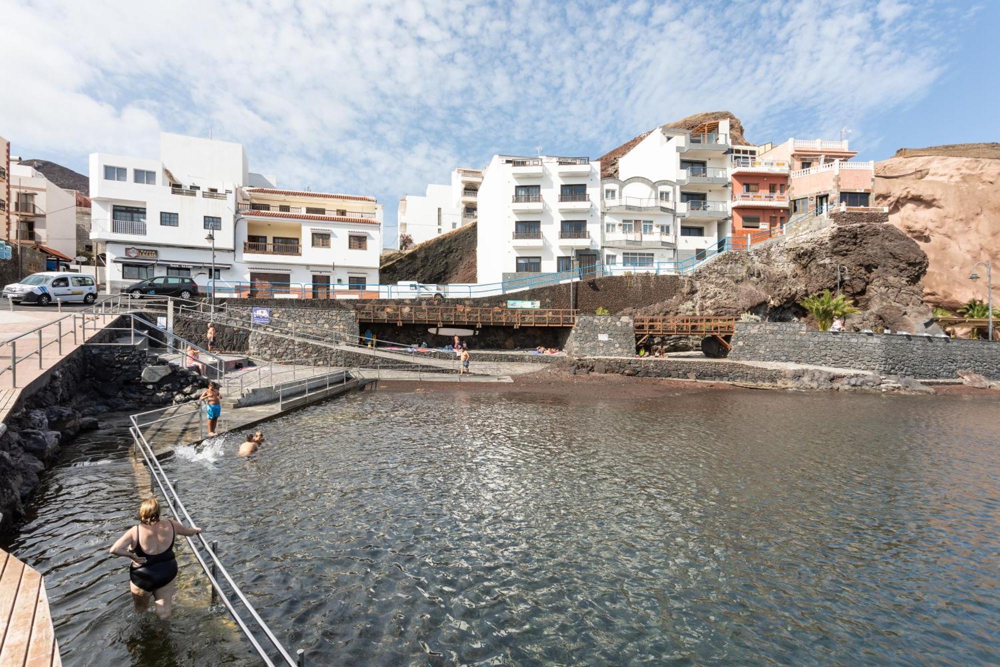 Charming Apartment & Diving Ла-Рестинга Экстерьер фото